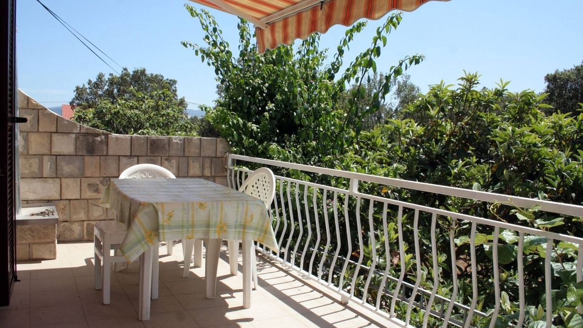 Sreser Apartment | Four-bedroom apartment with terrace Sreser, Pelješac (A-4557-a)