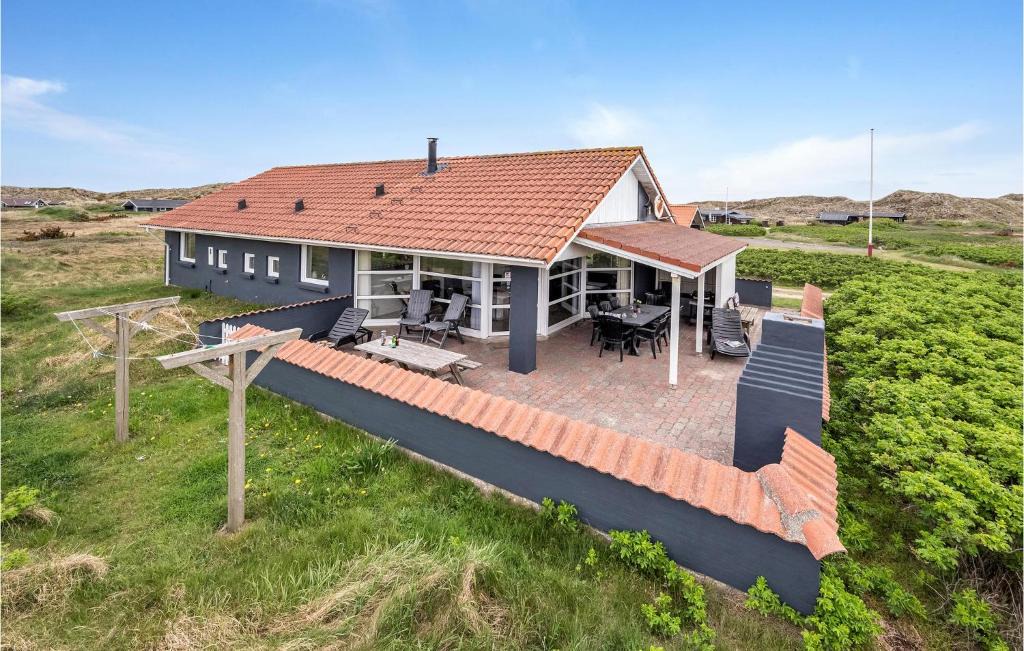 Argab House | Four-Bedroom Holiday Home In Hvide Sande