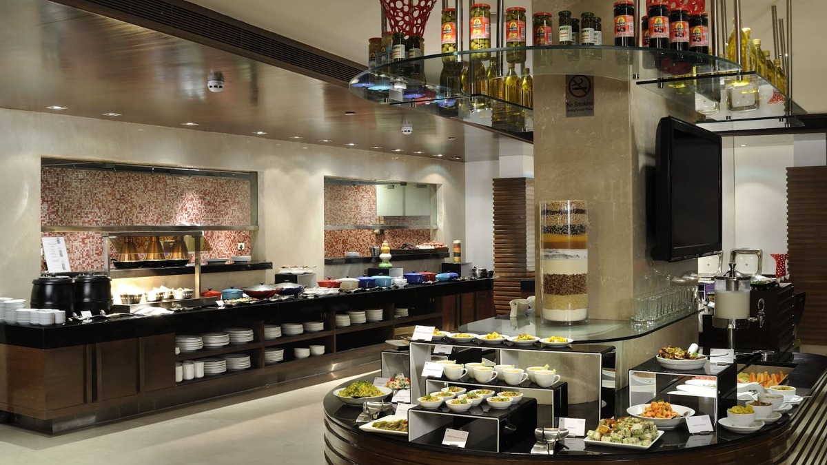 Ellis Bridge Hotel | Four Points by Sheraton Ahmedabad