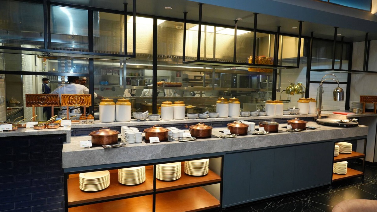Velachery Hotel | Four Points by Sheraton Chennai, Velachery