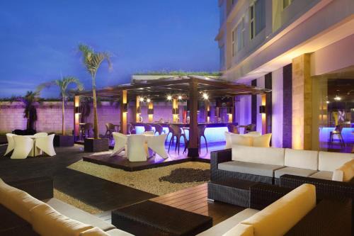 Manado City Centre Hotel | Four Points by Sheraton Manado