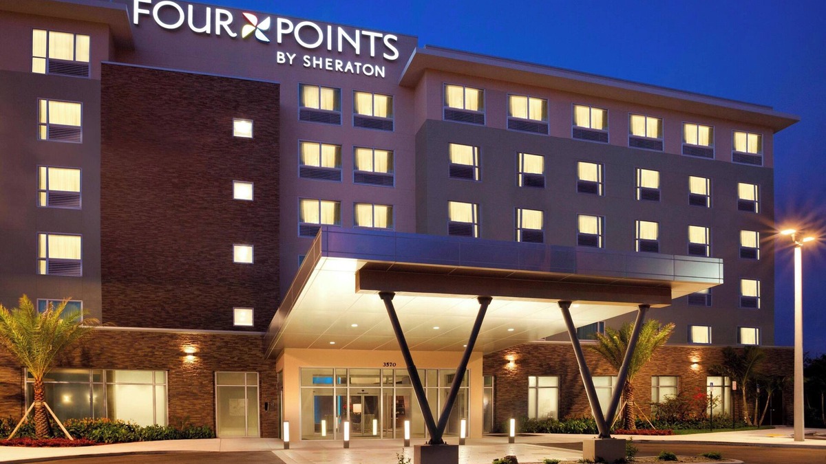 Ludlam Hotel | Four Points by Sheraton Miami Airport