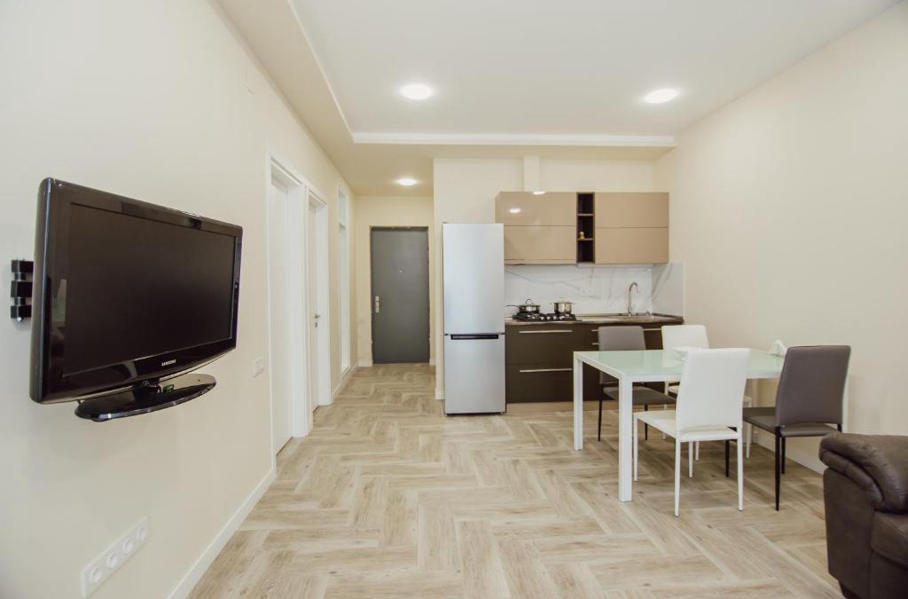 New Boulevard Apartment | Four Season