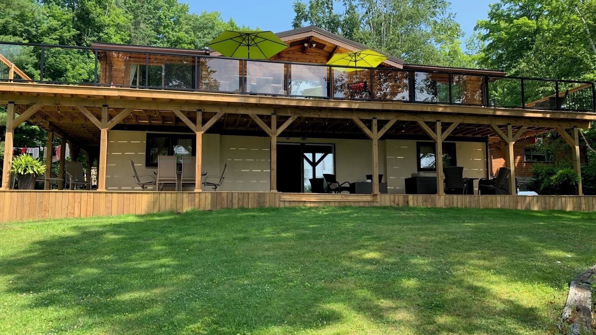 Severn Cottage | Four Season Pan-Abode Cottage on Georgian Bay