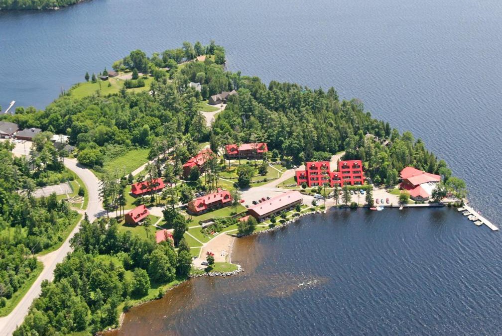 Calabogie House | Four-Season Resort on the Shore of Calabogie Lake