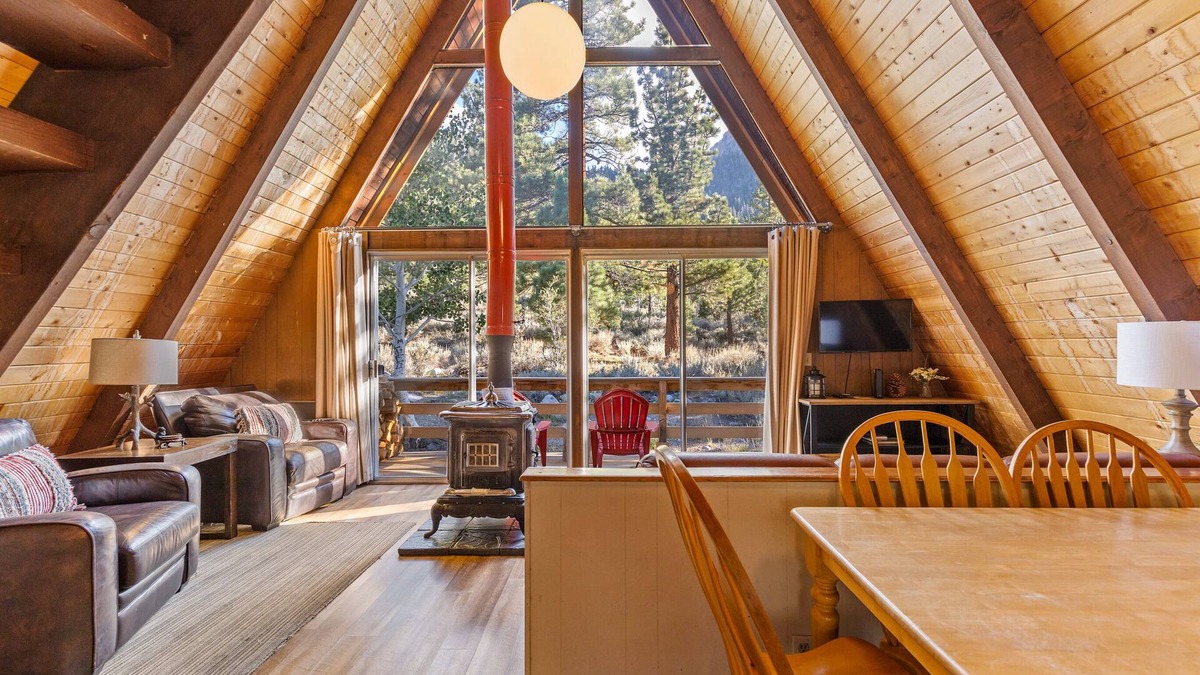 June Lake Cabin | Four Seasons Cabin 4