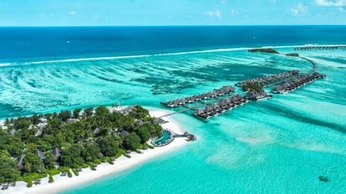 Kuda Huraa Resort | Four Seasons Resort Maldives at Kuda Huraa