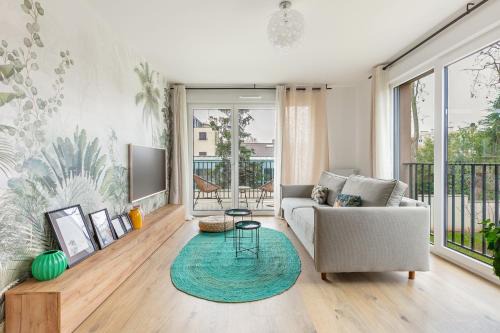 Chennevieres-sur-Marne Apartment | Fourcats Family