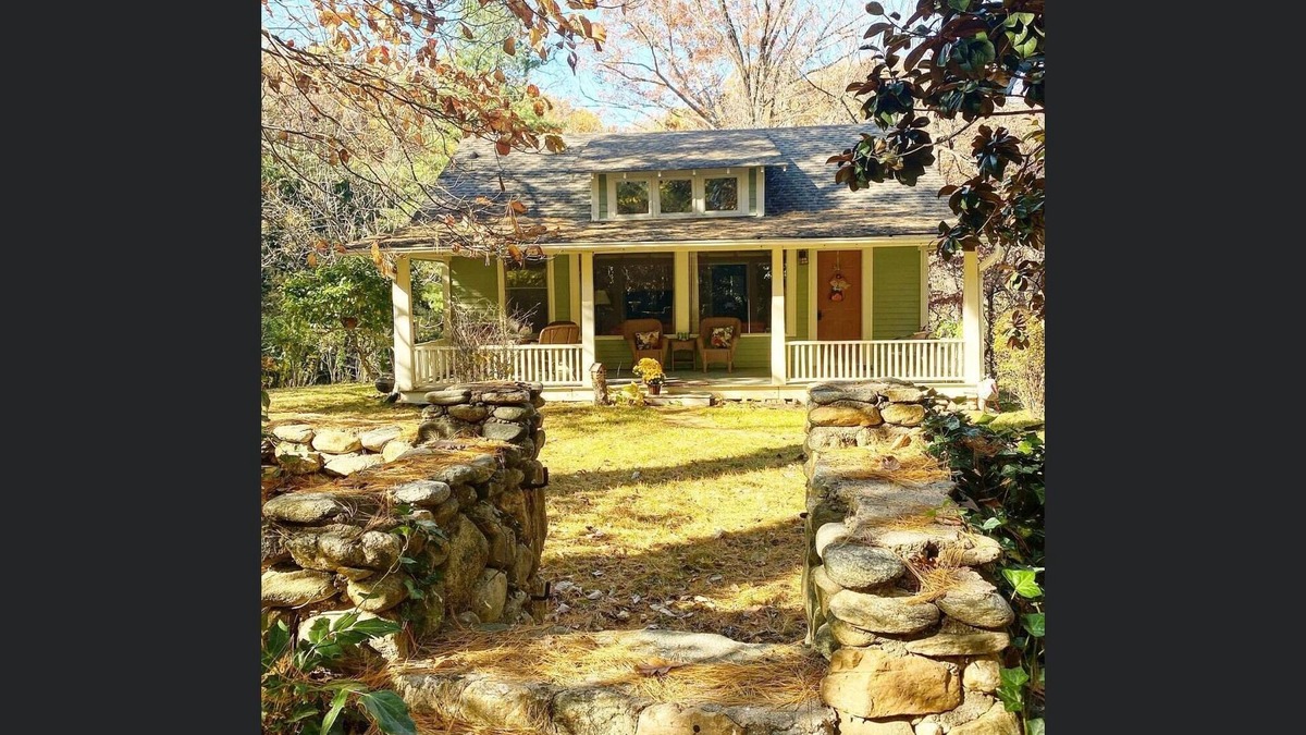 Lynn House | Fox Cottage