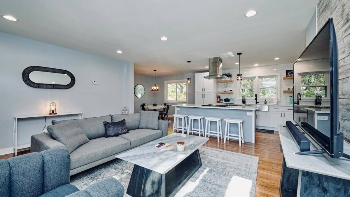 St. Charles House | Fox Valley Farmhouse Overlooking The Fox River!