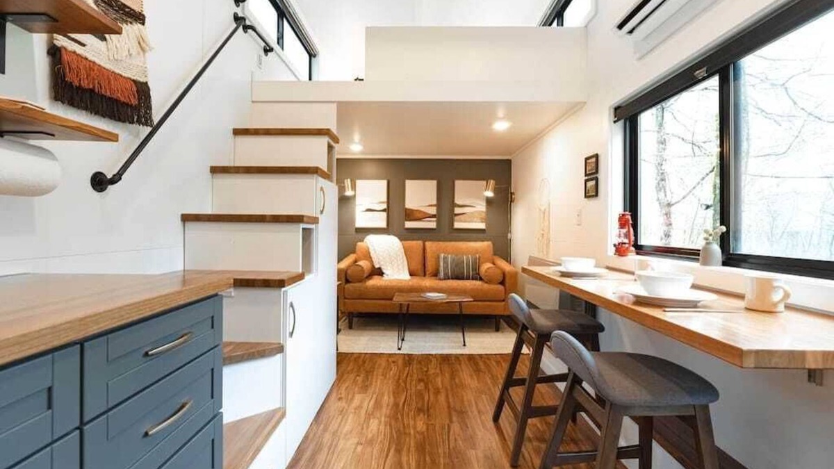 Jamaica Apartment | Foxglove Tiny House - a modern tiny getaway