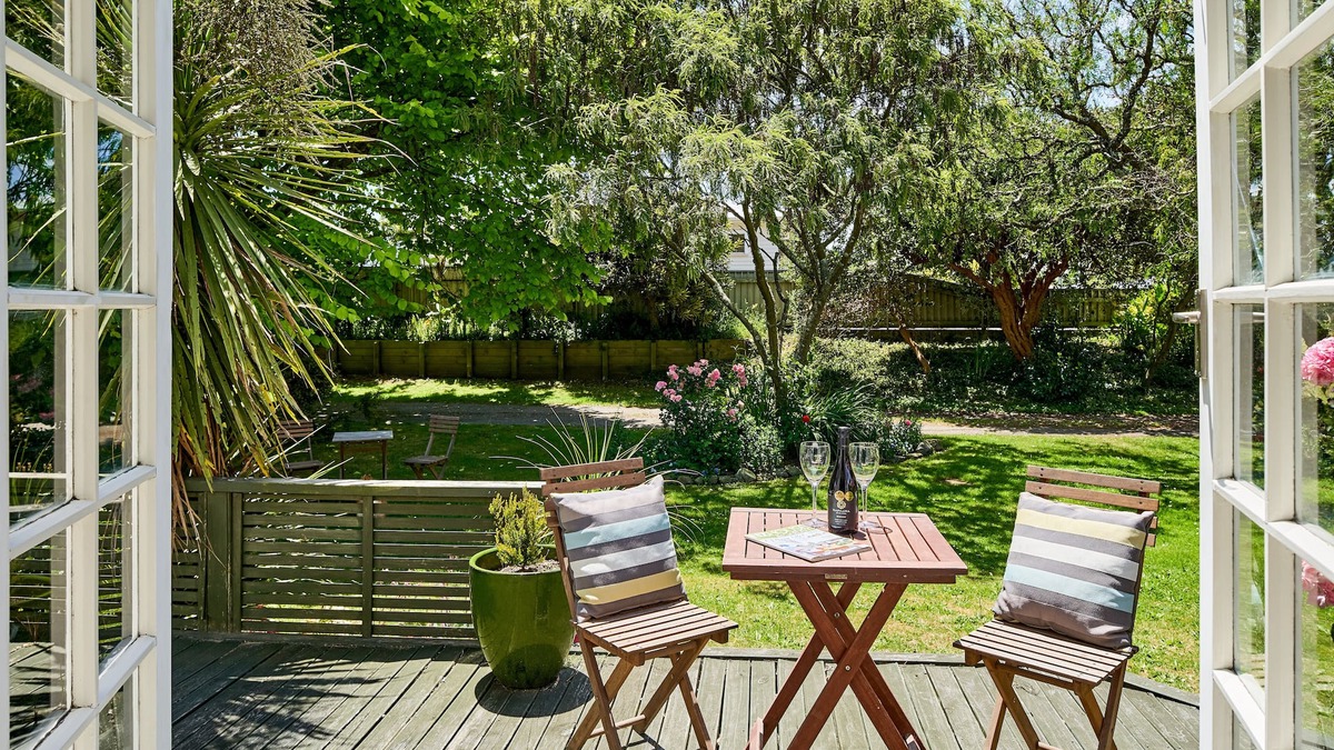 Foxton House | Foxton Rose Haven Retreat nestled amidst nature's embrace whispers of the trees