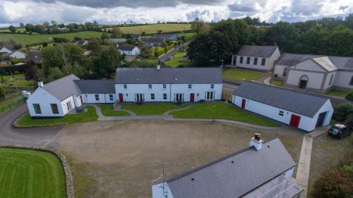Strabane House | Foyle Cottage