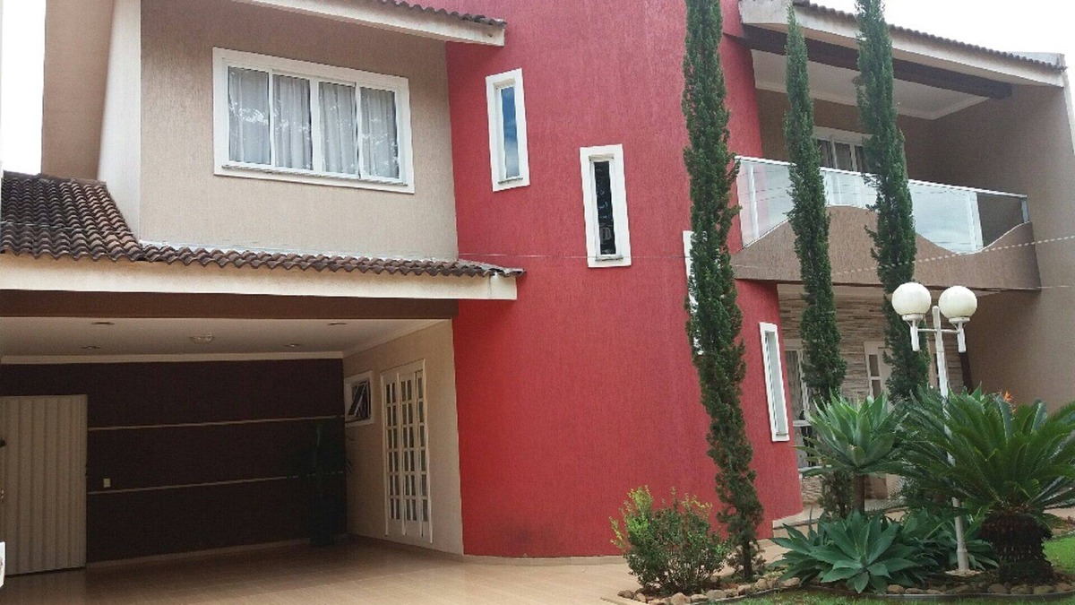 Foz do Iguacu House | FozHouse with high standard, swimming pool, Wi-fi, 4 gar, 12 people, air conditioning, near center