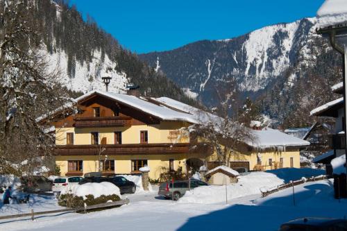 Hinterstoder House | Frühstückspension Haus Mayr