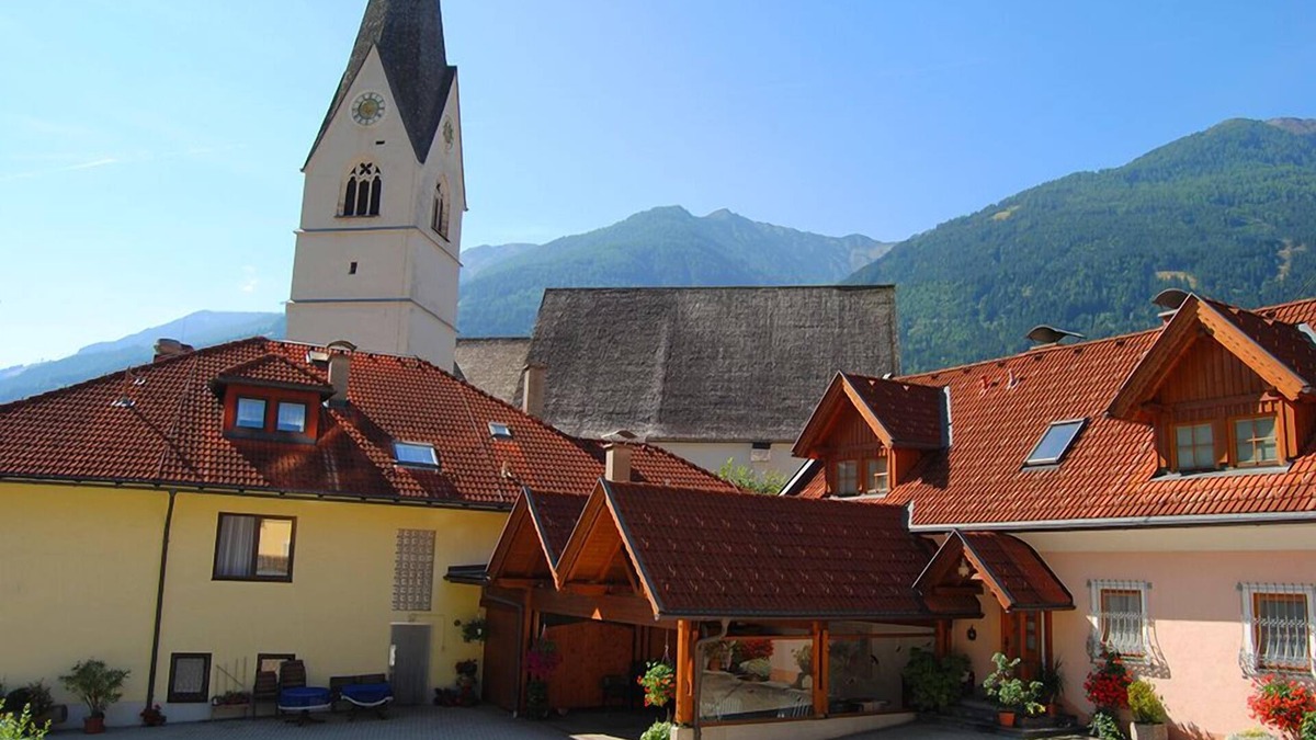 Obervellach Bed & Breakfast | Frühstückspension Kirchenwirt