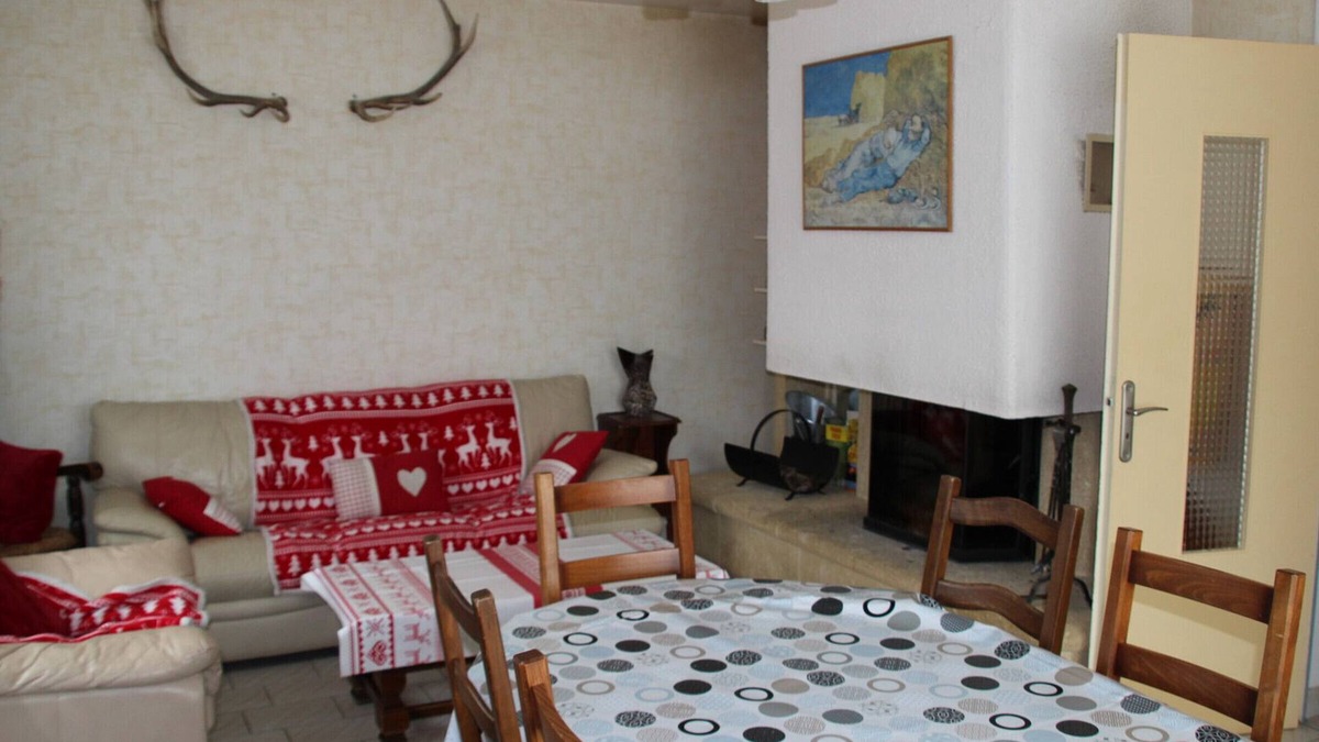 Autrans House | Spacious house 18 ppl, 8 bdrms, fireplace, enclosed garden, 4*