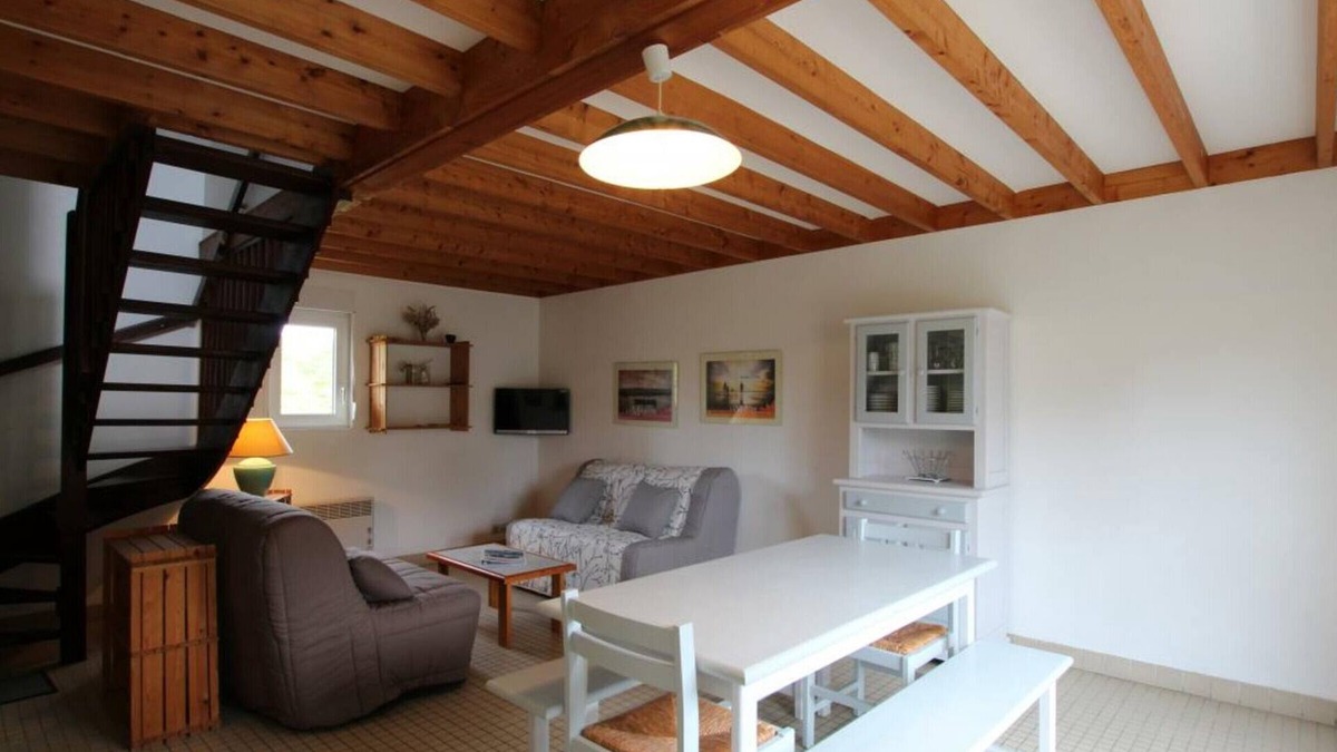 Saint-Martin de Brehal Cottage | Cozy Seaside House: 2 Bedrooms, Terrace, WiFi, BBQ, Pet-Friendly, Near Granville