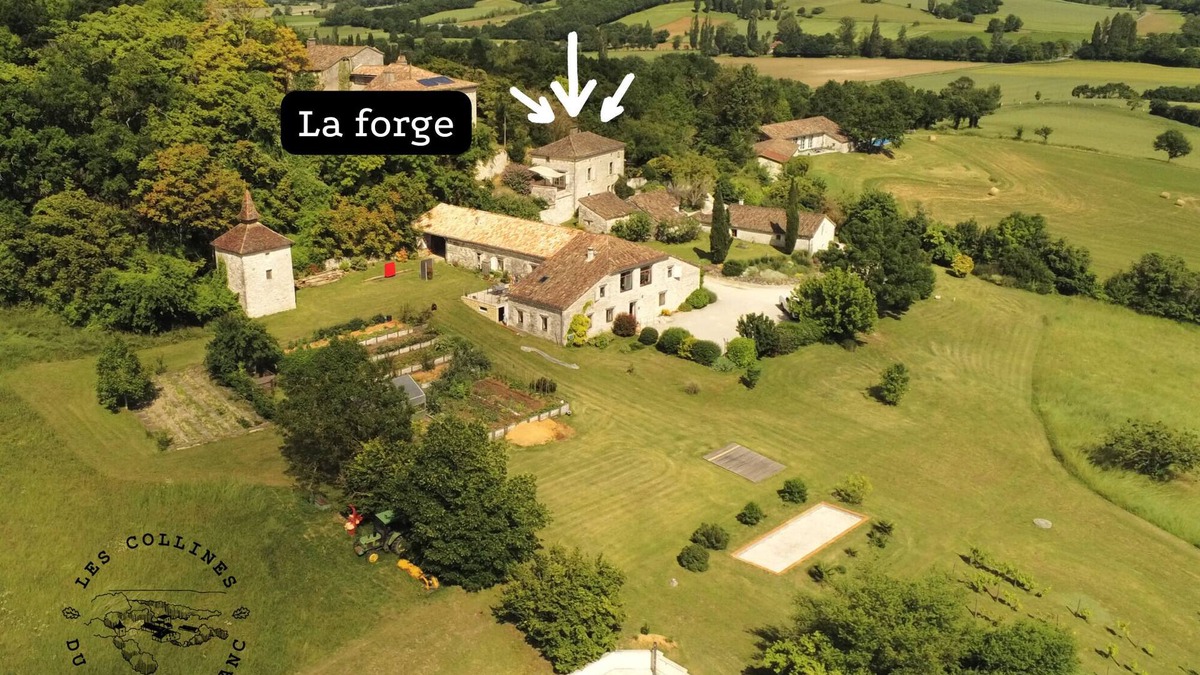 Lascabanes House | "La Forge" typical Quercy house with view of the hills
