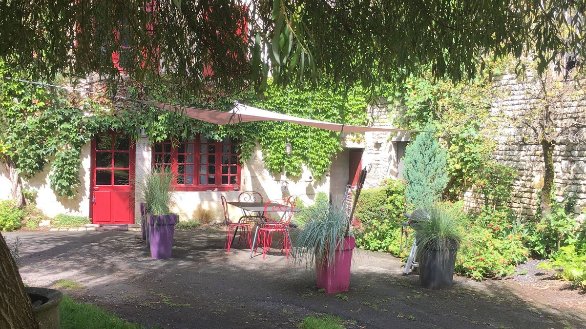 Fontenille-Saint-Martin-d'Entraigues House | cottage of charm in the country Mellois