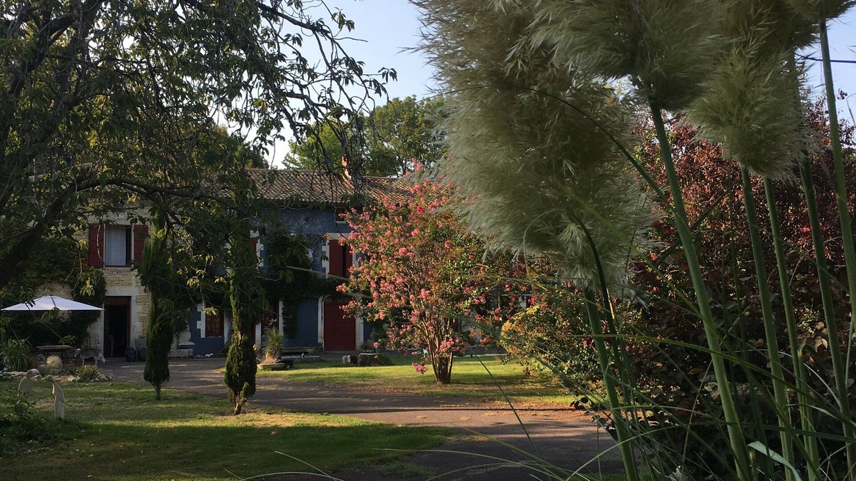 Fontenille-Saint-Martin-d'Entraigues House | Cottage "EOLE" Moulin de Coupigny