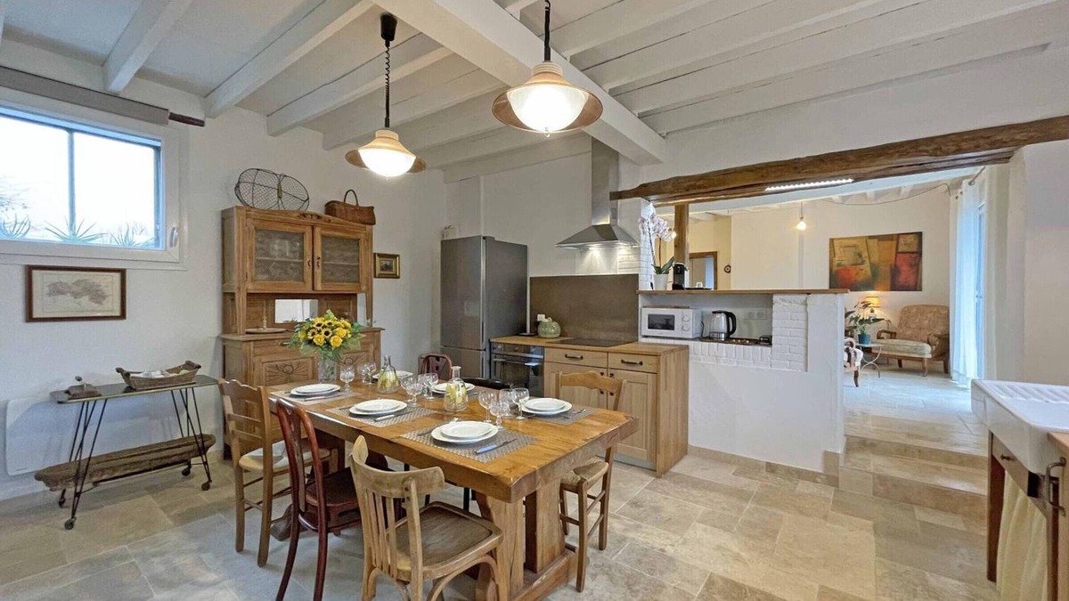 Longny les Villages Cottage | Charming Renovated Country House: 3 Bedrooms, Large Garden, Near Forest Trails, Pet-Friendly