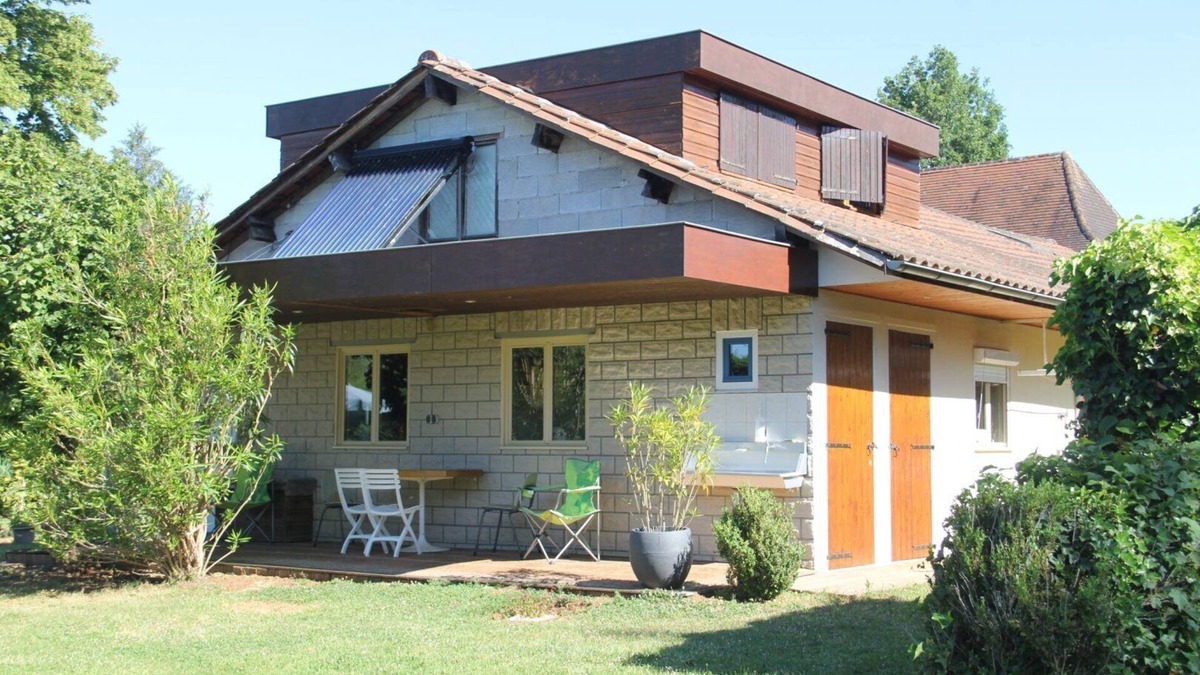 Rouffignac-Saint-Cernin-de-Reilhac House | Small Independent House in Rouffignac – Nature Charm, Terrace, Spa & Culinary Workshops