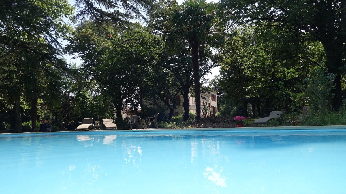Saint-Affrique-les-Montagnes Cottage | Luxury Cottage with swimming pool