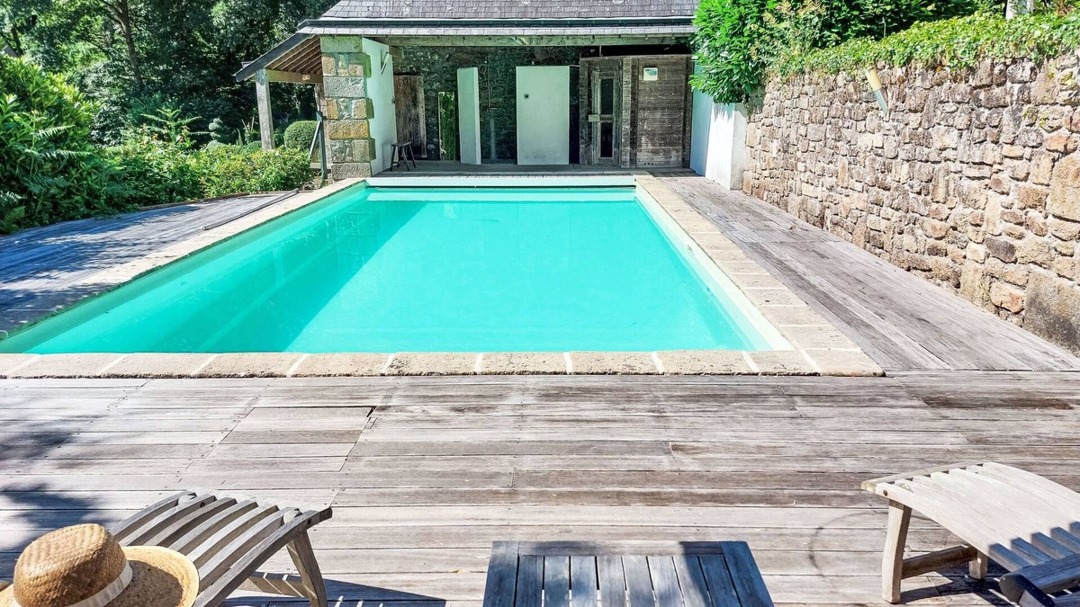 Saint-Georges-de-Reintembault House | La Grulais by Interhome