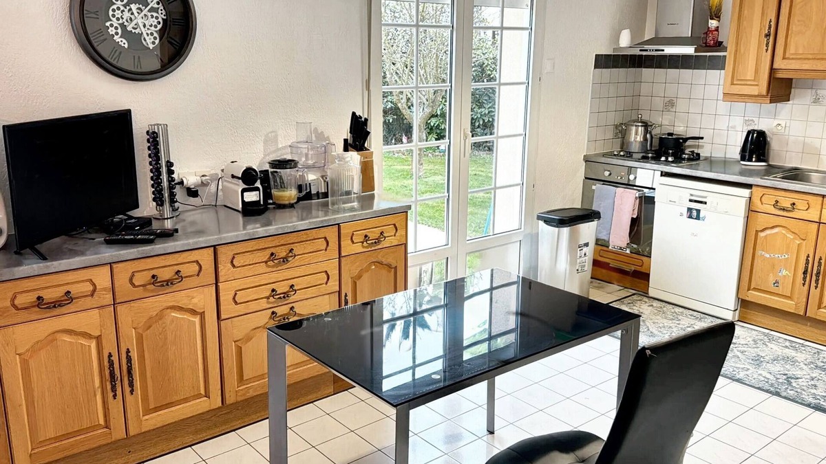 Saint-Georges-des-Groseillers House | Homerez - House in Saint-Georges-des-Groseillers