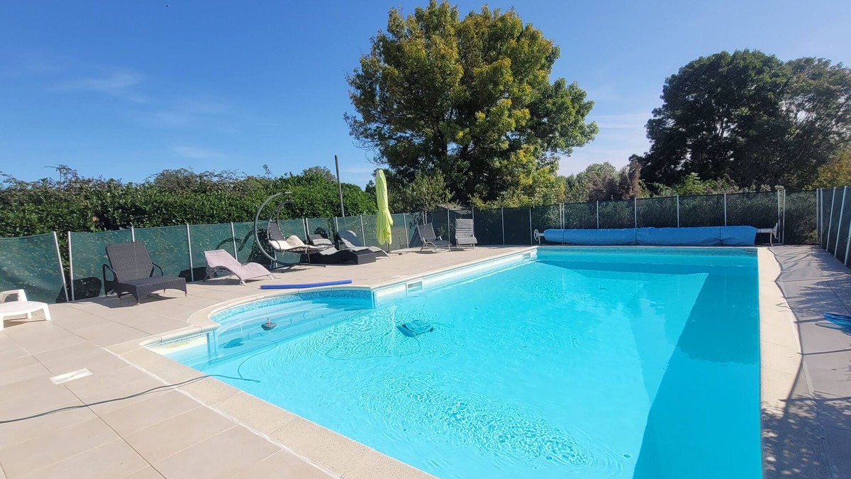 Sainte-Innocence House | 1 bedroom gite with shared pool and garden