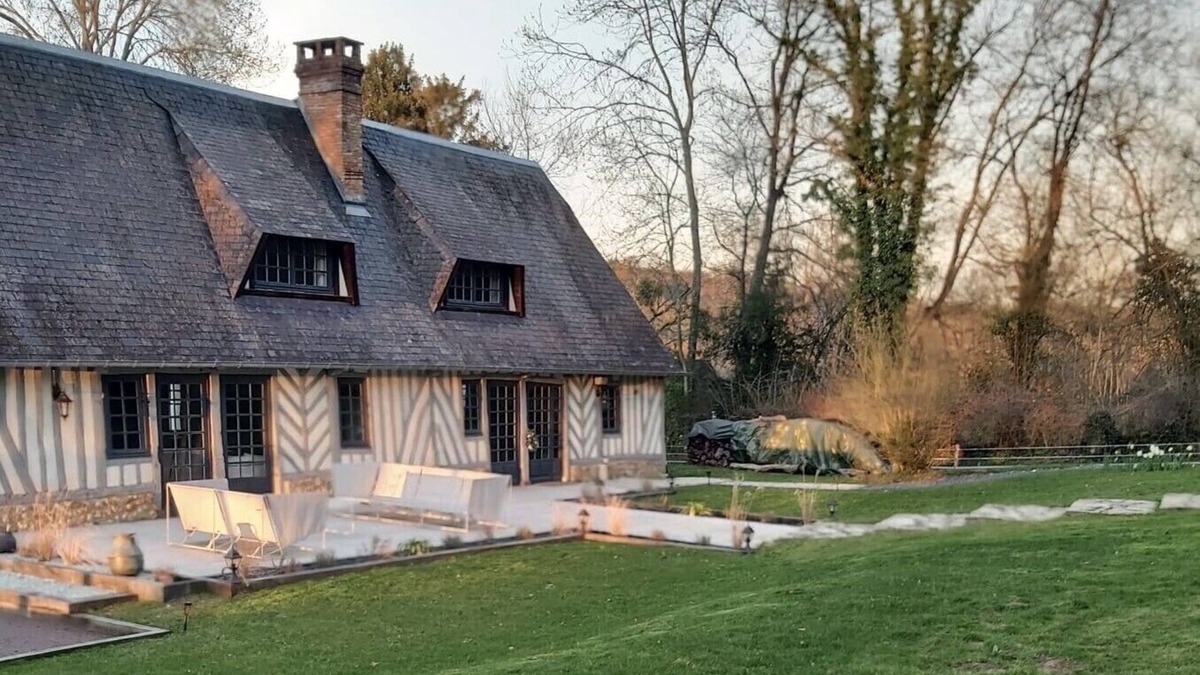 Saint-Sylvestre-de-Cormeilles House | Maison Martigny - Normandy countryside