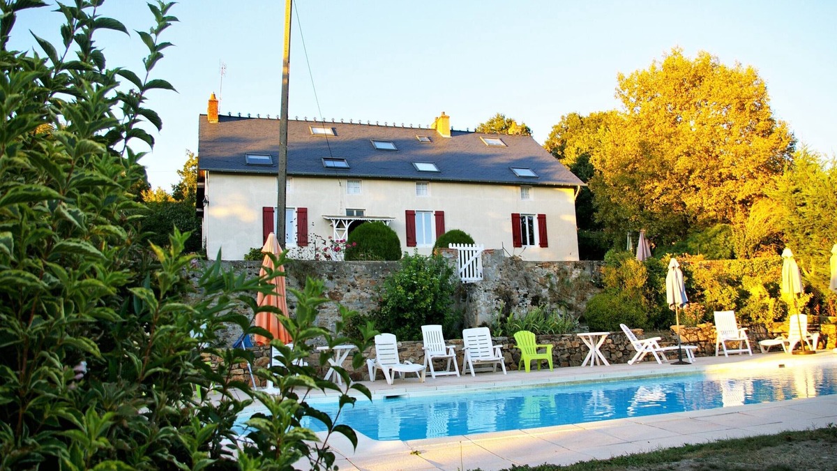 Saint-Symphorien-de-Marmagne Other | Authentic farmhouse with private heated pool and panoramic views