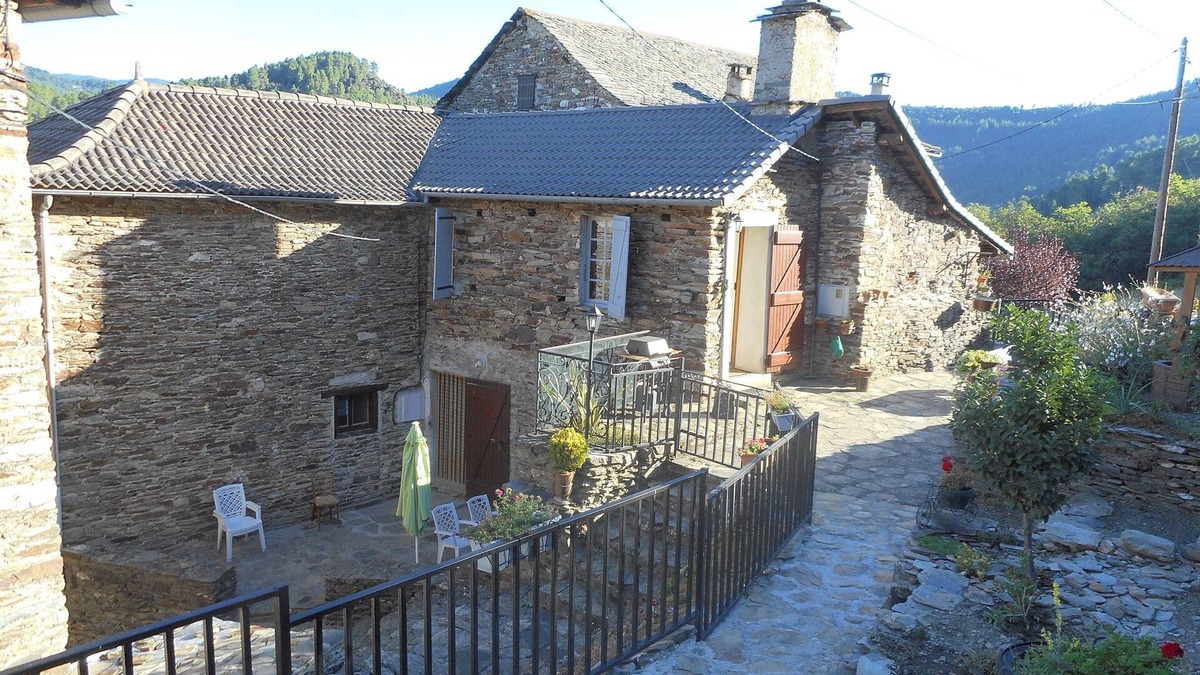 Sainte-Croix-Vallee-Francaise House | apartment
