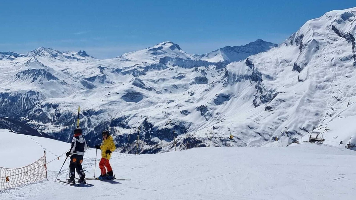 Sainte-Foy-Tarentaise Apartment | Flat located at the foot of the slopes with heated pool, sauna and hammam