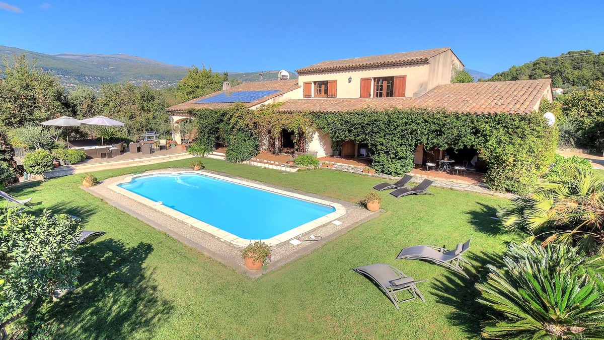 Le Plan-de-Grasse Villa | Provencal style villa PLASCASSIER near Cannes Valbonne Grasse