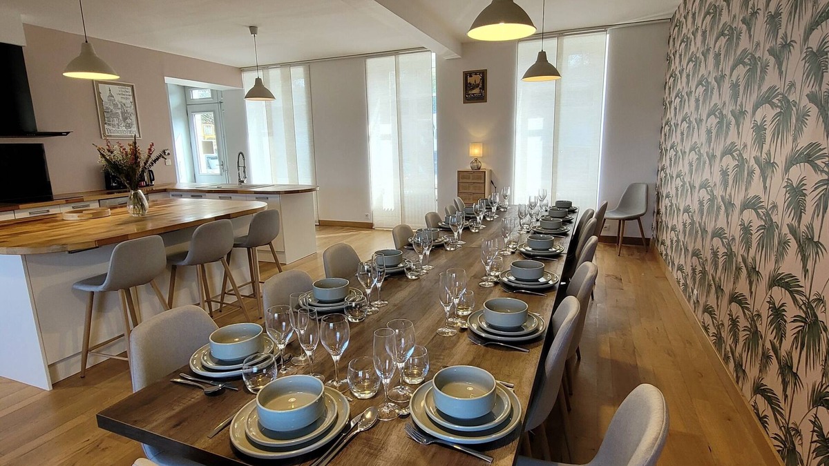 Villedieu-les-Poeles House | Family gite, SPA, games room with table soccer, pool table