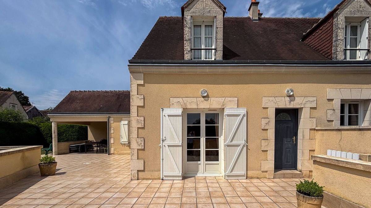 Faverolles Cottage | Countryside Retreat near Loire Castles with Pool and Tennis