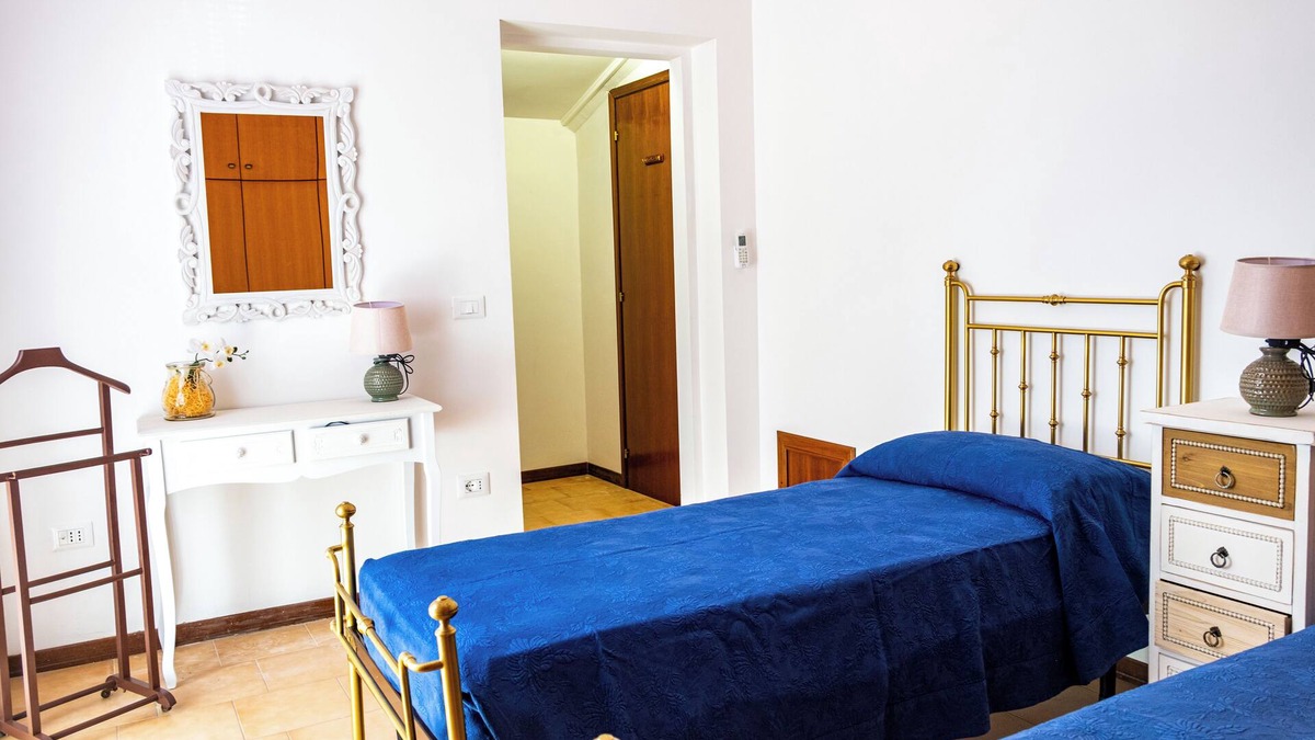 Miano Bed & Breakfast | Framí b&b. Comfort and relaxation surrounded by greenery, between the sea and the mountains.