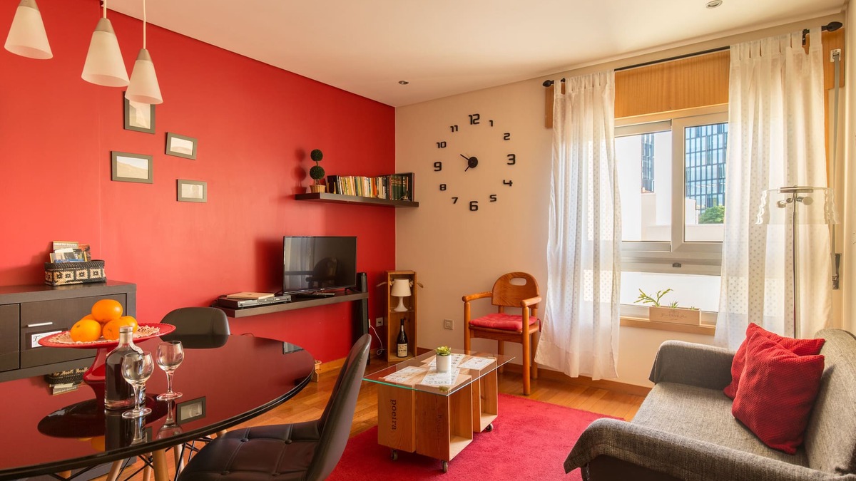 Ramalde Apartment | Francos' Relaxing Apt by the metro