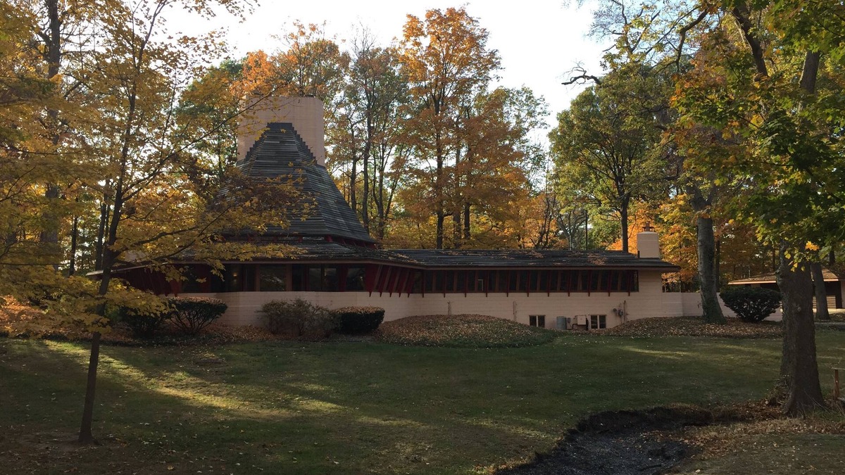 Marion House | Frank Lloyd Wright Home "Woodside" ~ Amazing Architecture!