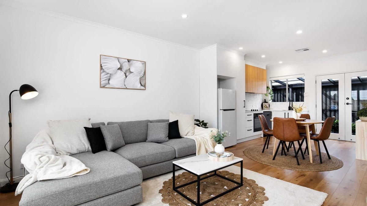Henley Beach Apartment | Frankie's Retreat Henley Beach