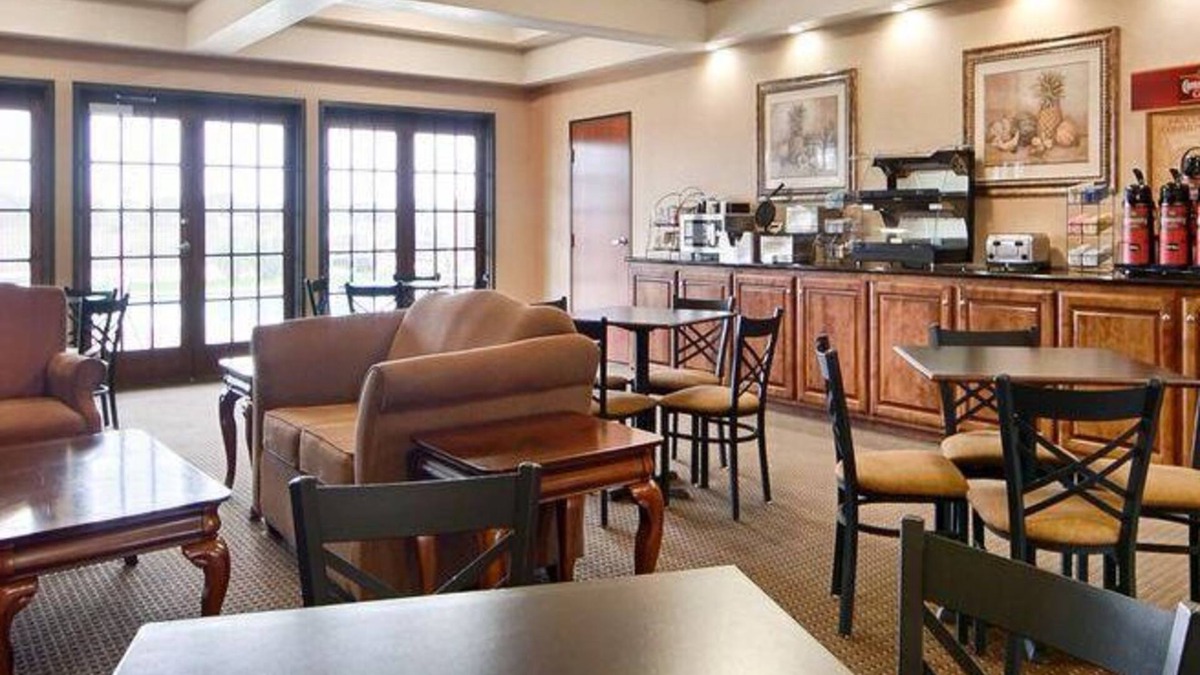 Franklin Hotel | Franklin Inn and Suites