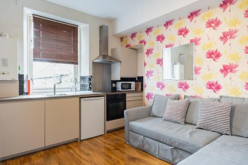 Central Aberdeen Apartment | Fraser Apartment