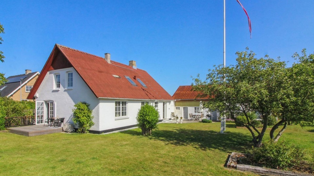 Lokken House | "Fraþulf" - 6km from the sea by Interhome