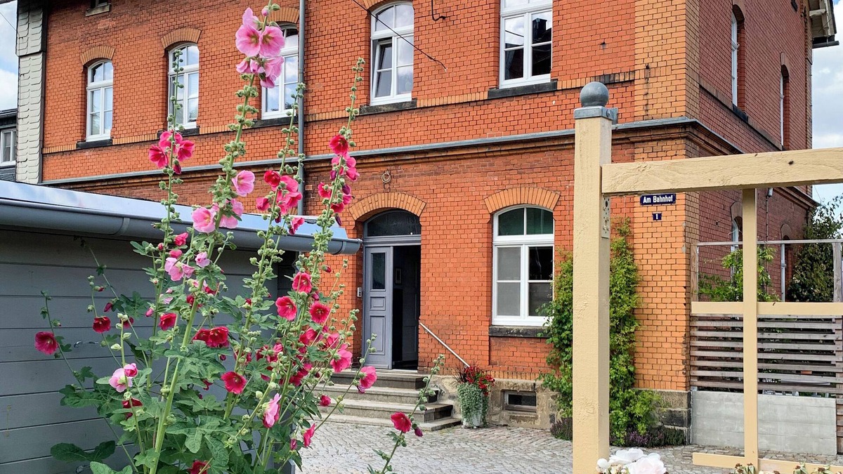 Frauenstein Apartment | Frauenstein station - Apartment Wartehalle
