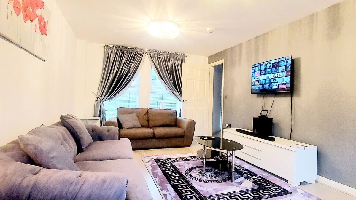 Sunderland House | ✔Free 2 Private Parking -Sunderland Luxury Villa
