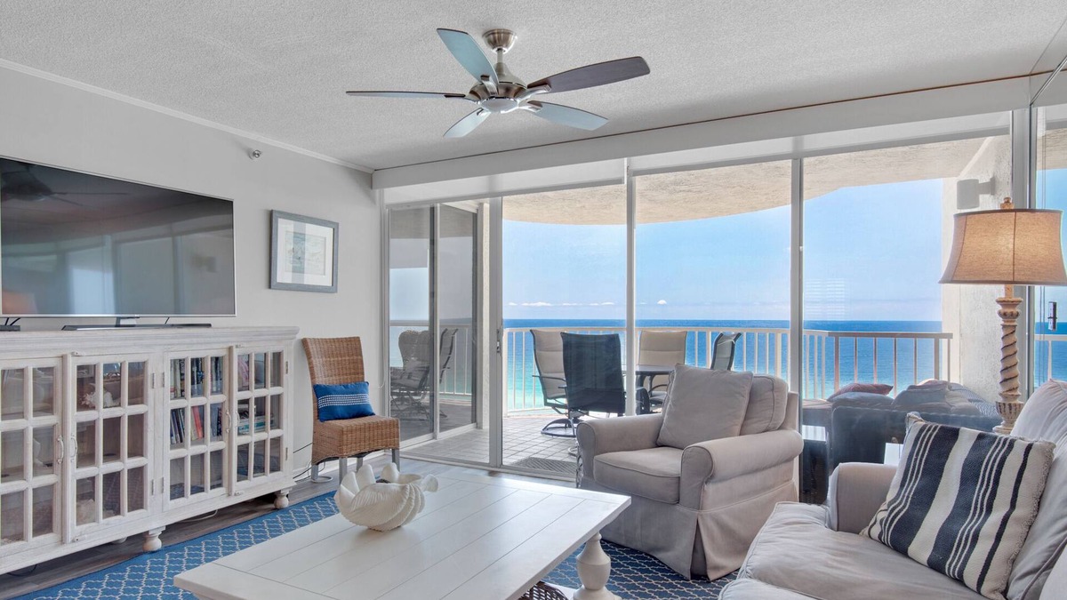 Gulf Pines Condo | Free Beach Service, 16th Floor Views, On-Site Check In