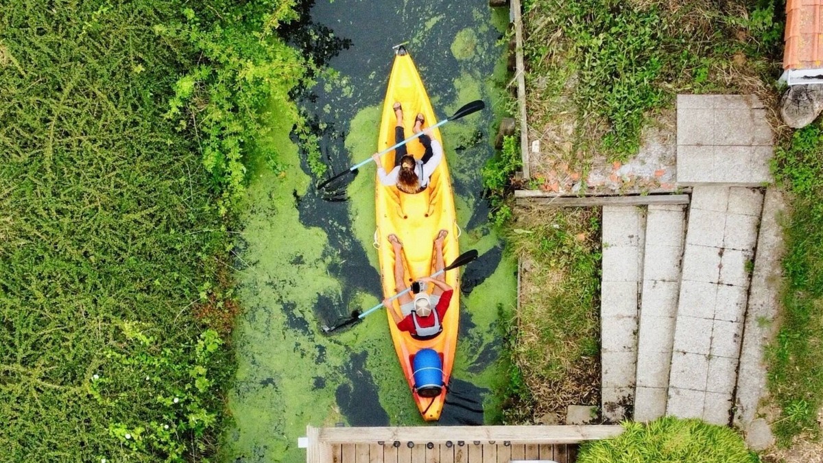 Saint-Omer House | Free kayaking, Waterfront house
