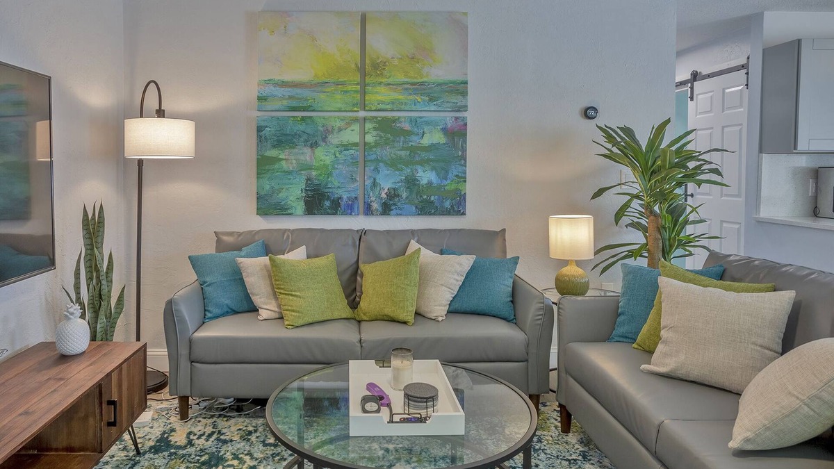 Dunedin Condo | Free Park Pass To Honeymoon Island 2 King Beds Beach Gear Provided Fast Wi-fi